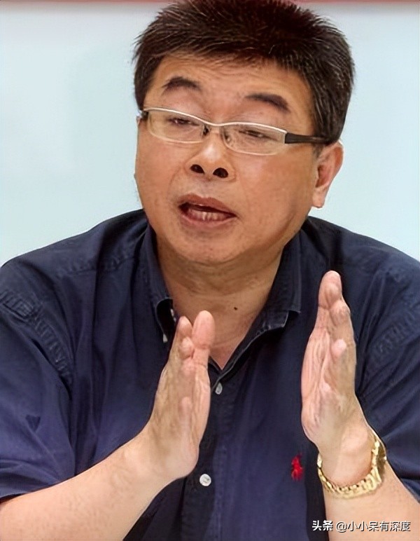 台湾邱毅教授，他铿锵有力地点评，在中国大陆圈粉无数，深受欢迎