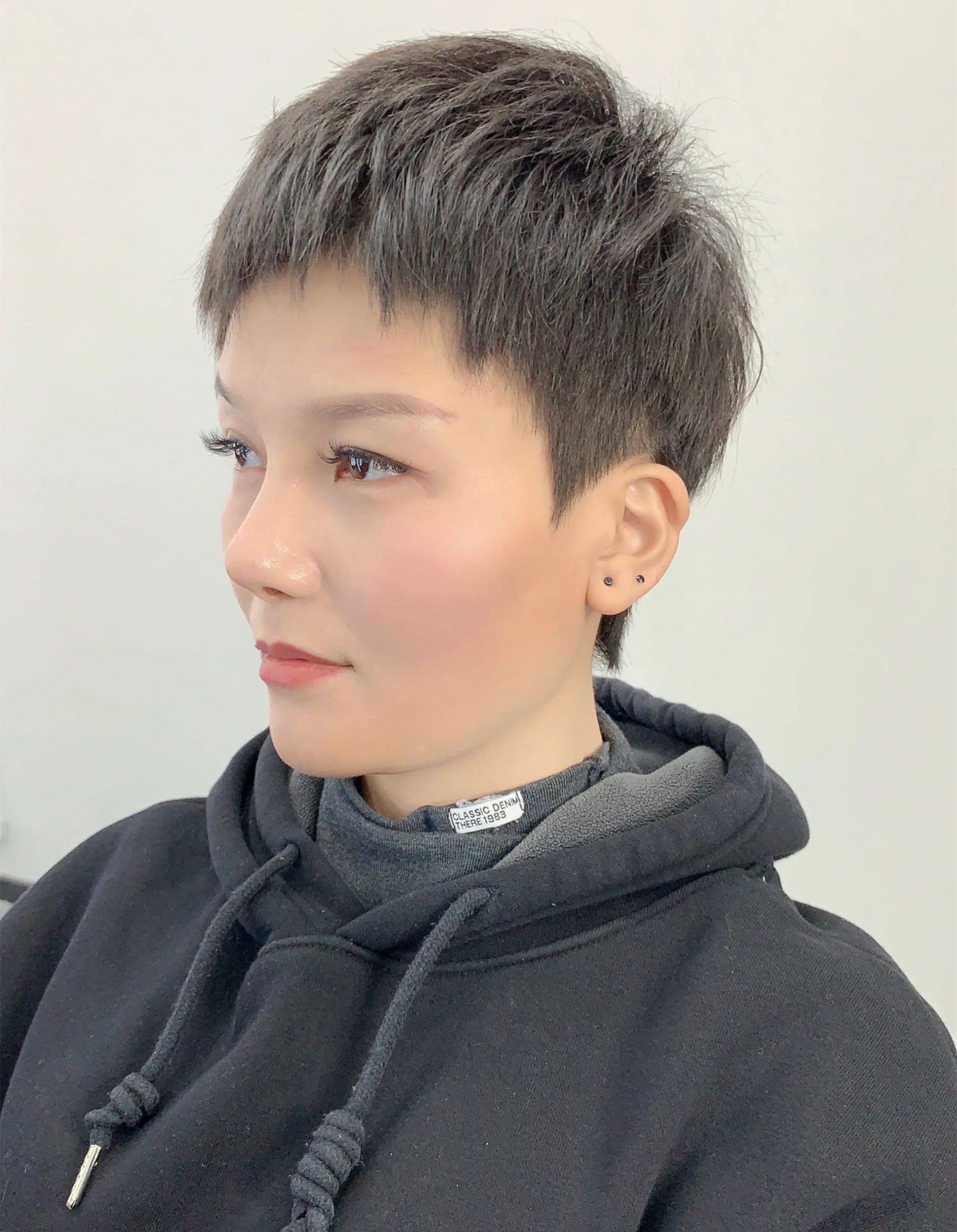 三种时尚减龄超短发,清爽又吸睛