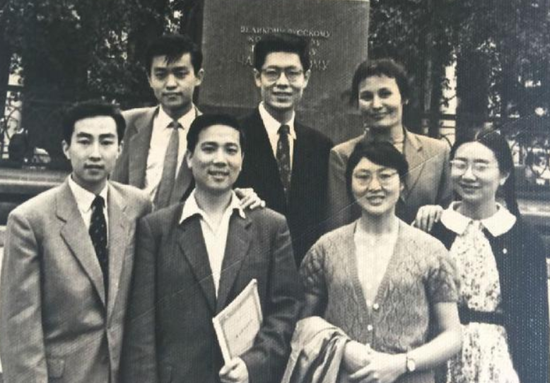 刘诗昆：两婚两离，76岁娶爱徒为妻，81岁喜迎三胎