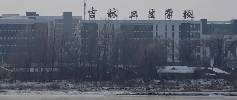 半封闭式学校（本土新增1565）