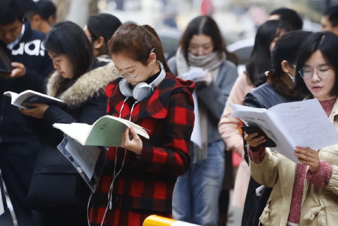 2022世界大学排名，清北并列第十六名，浙大的排名让人十分意外