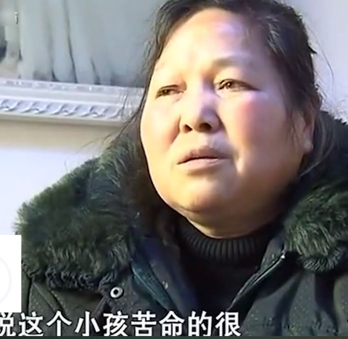 女子幼时被弃，30年后生父临终想见一面，女子：他没资格让我相见