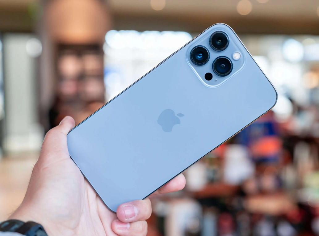 贵有贵的道理，目前这4款旗舰手机“最值得入手”，几乎没有短板