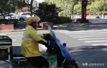 最励志外卖员,陈光进跑六年外卖挣到一百万却没人信,为你解读