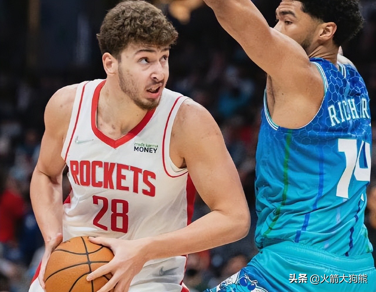 nba火箭今年有哪些球员(2人离队8人加盟！火箭组建全新阵容，18 1组合出炉，调整仍在继续)