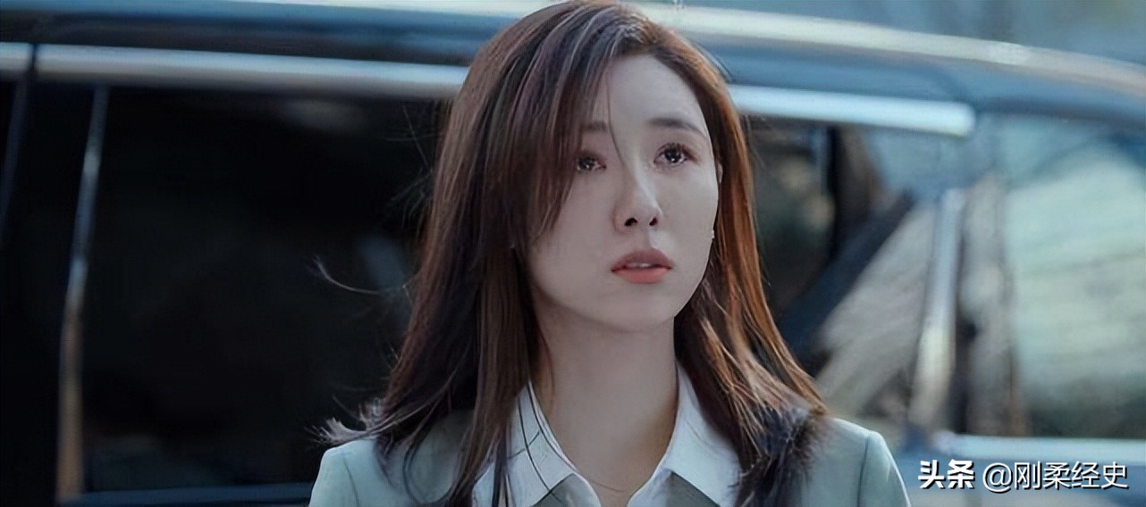 林深见鹿：在脱离了现实的根基下叙事，自然就少了人间烟火气