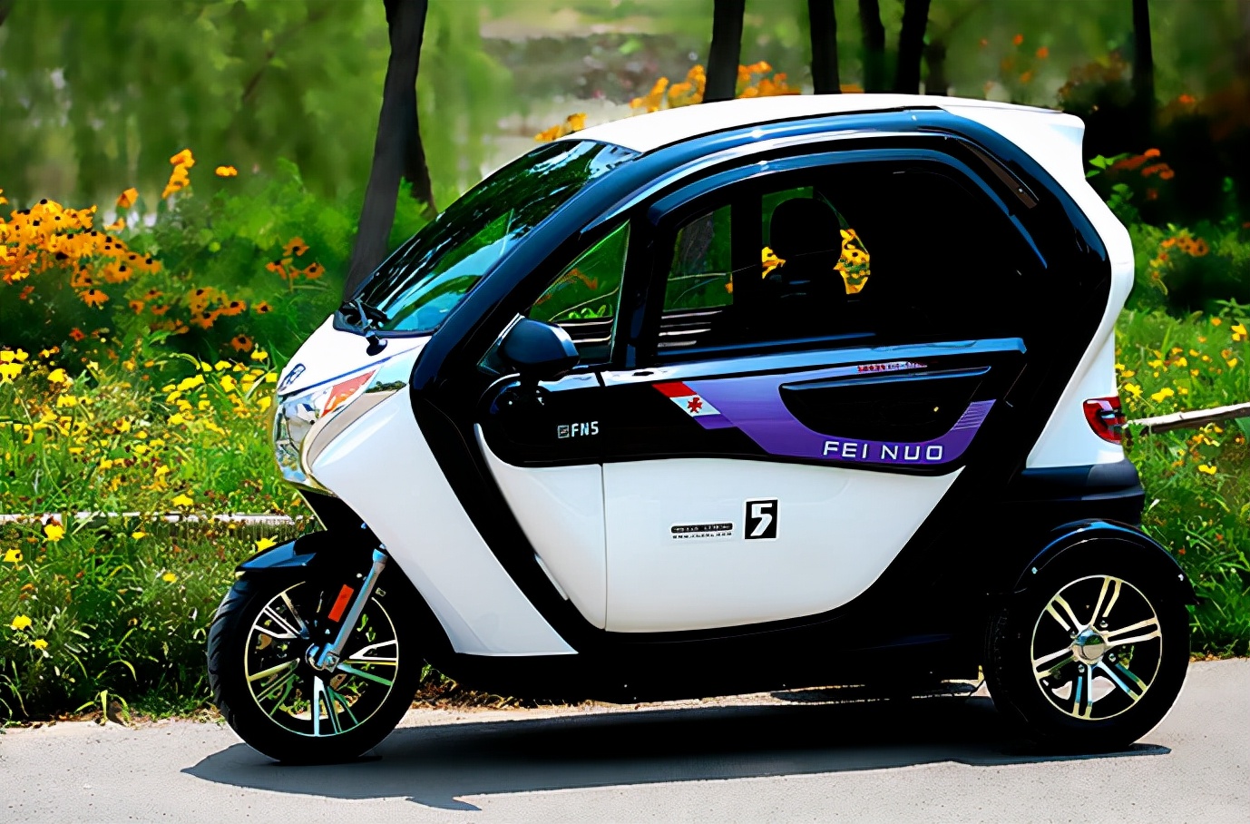 御捷,飞诺,东威3款电动篷车,最大续航200公里,功率大适合接娃