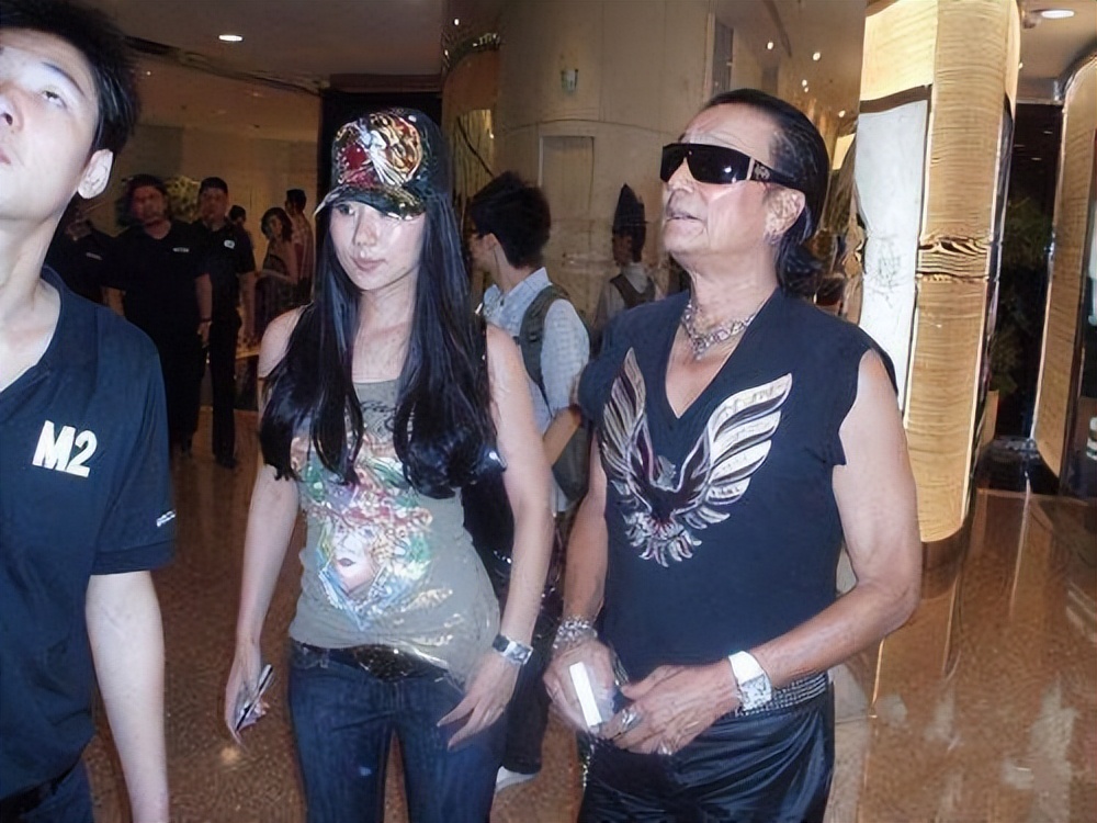 跟了谢贤12年都没结果，最后拿千万分手费的Coco，如今去哪了