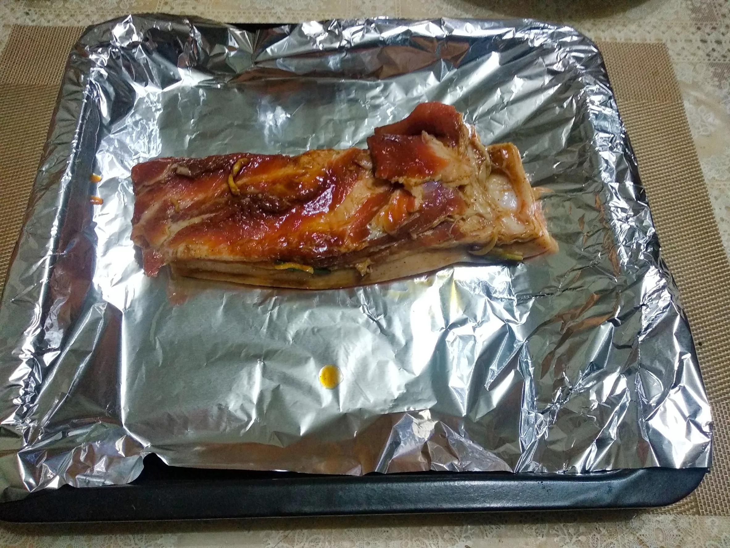 脆皮五花肉怎么做？掌握好简单3步，在家做一样皮脆肉香不油腻