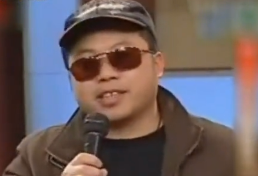 04年，成都男子携妻遭车祸致妻子2级伤残，6年向法院提出8次离婚