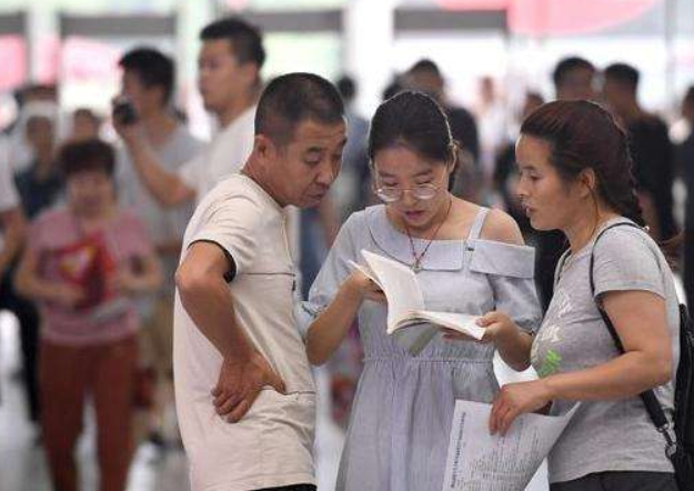 录取分数不高的3所大学，有机会拿到铁饭碗，2022届考生可以参考