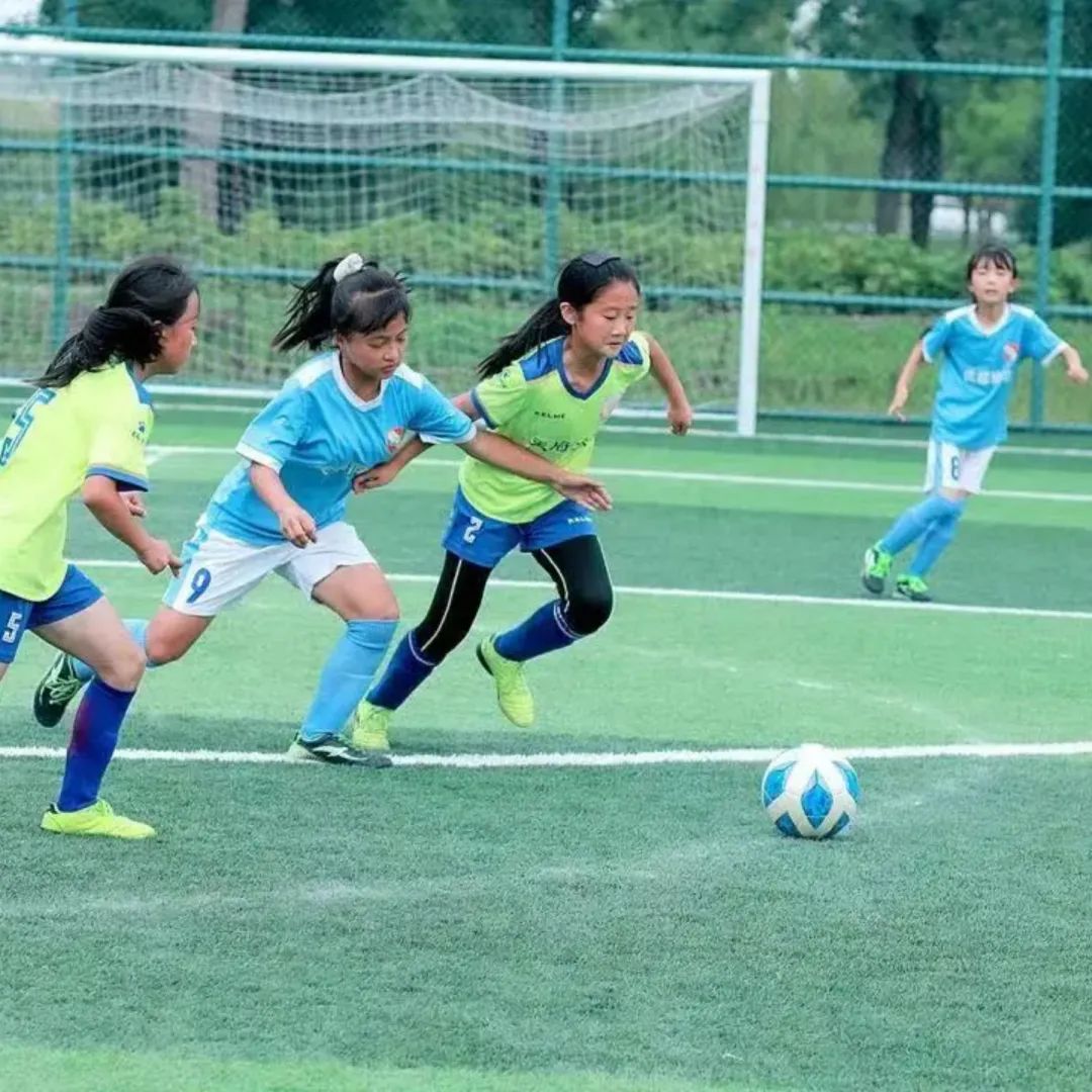 大林小学参加2022年第二届“天府杯”校园足球总决赛取得优异成绩