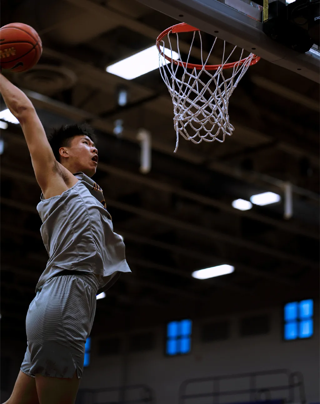 吴永豪为什么没有进入nba(放弃职业当网红！吴勇豪首次回应：高位髌骨受伤，打不了职业联赛)