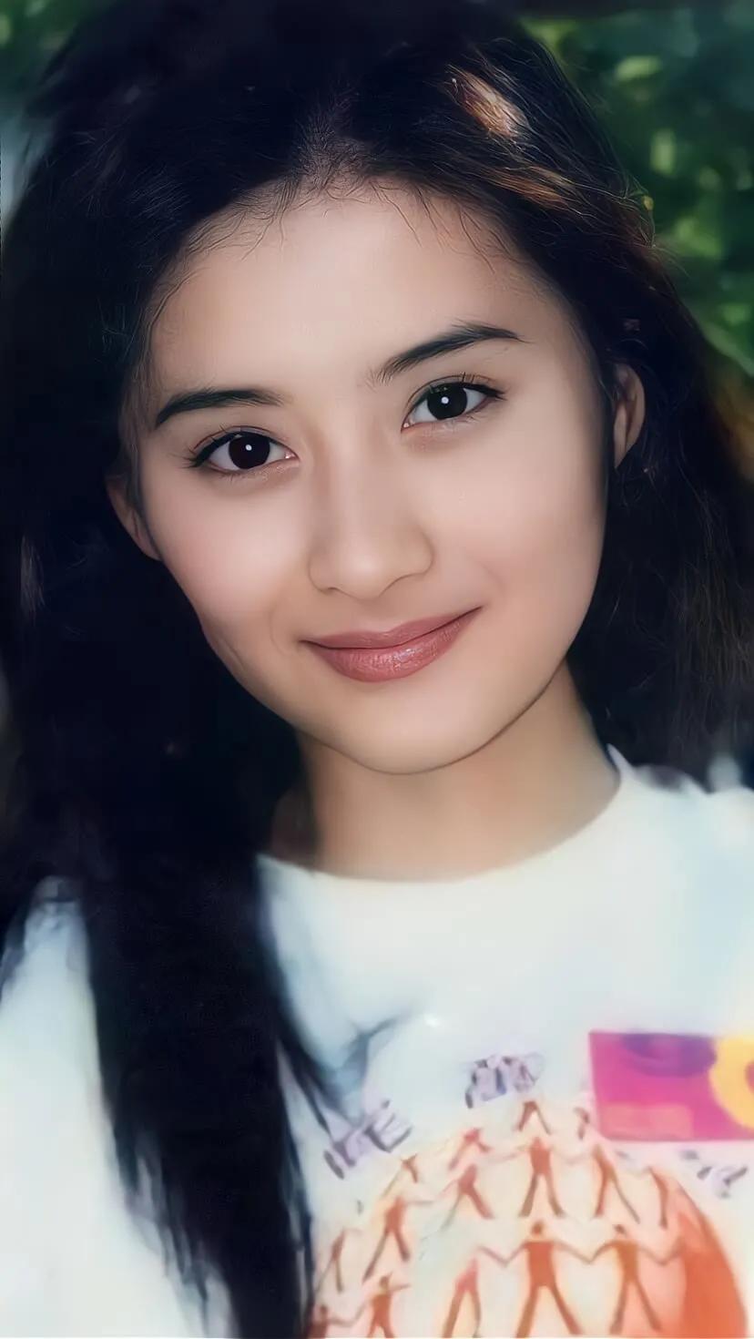 陈德容年轻时好美好水灵，难怪琼瑶为找她拍戏，愿意苦等三年