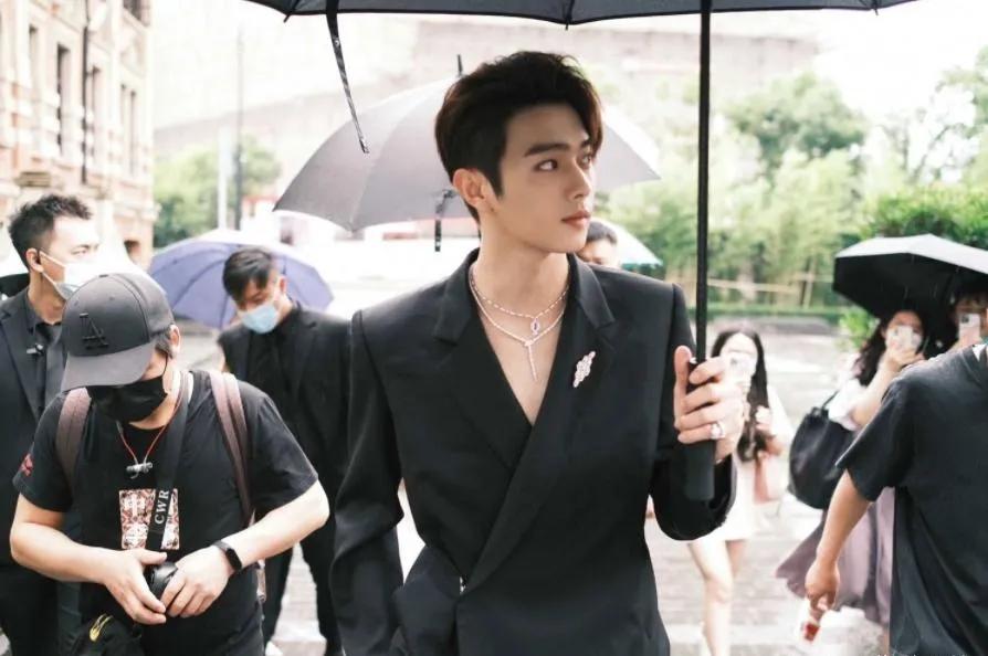 帅出天际的男神