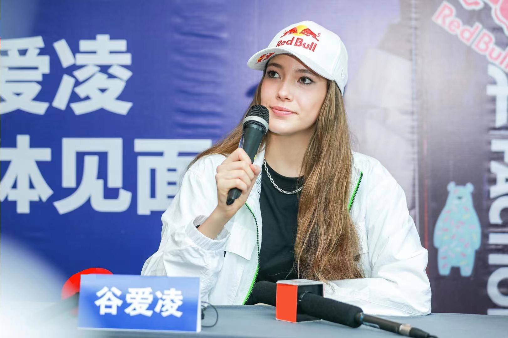 斯坦福学霸，世界冠军，时尚名模，天才少女谷爱凌是怎么炼成的