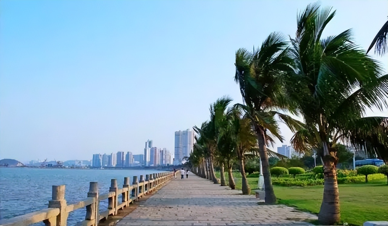 公司公账给个人转钱要不要交税？可以备注备用金、工资、福利等吗