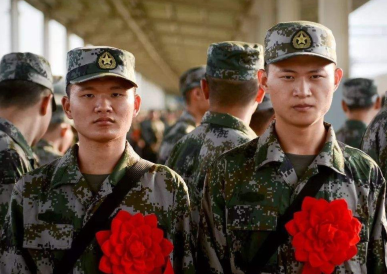 2022年“征兵新规”，政审有了“新要求”，部分学生将与军人无缘