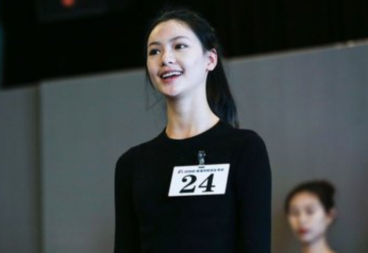 2021浙传艺考现场走红，堪称“颜值盛宴”，网友：想复读来得及吗