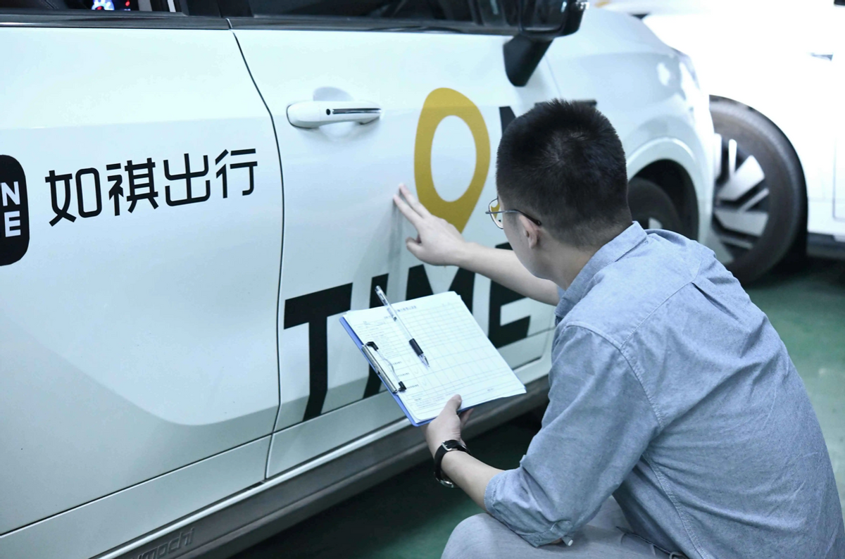 油价五连涨：有人抓狂，有人叫好，燃油车和电动车该怎么选？
