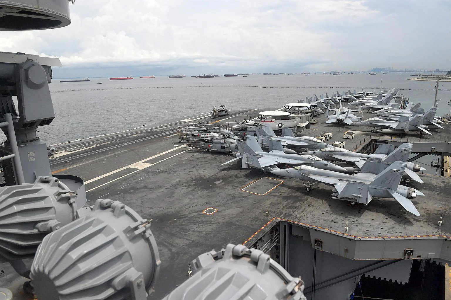 里根号结束休整，再次现身南海，山东舰战巡，不给美军作乱的机会