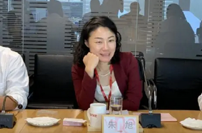 朱旭：2016年进万科，年薪849万，年终奖1000万，如今已成副总裁
