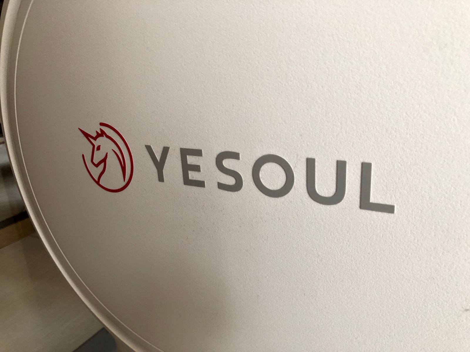 锻炼新装备，入手野小兽小白驹动感单车，健身快乐两不误