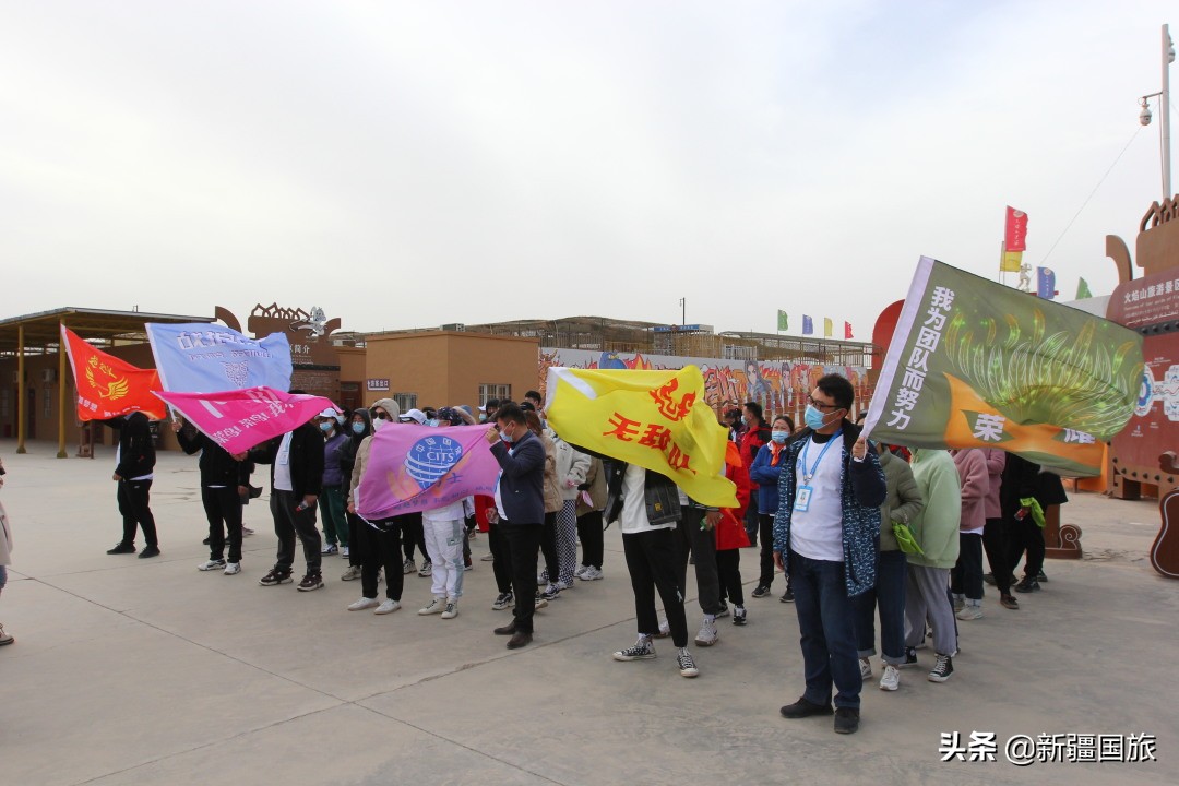 去时风雨锁寒江，归来落英染轻裳！提前踩线吐鲁番：共度大好春光