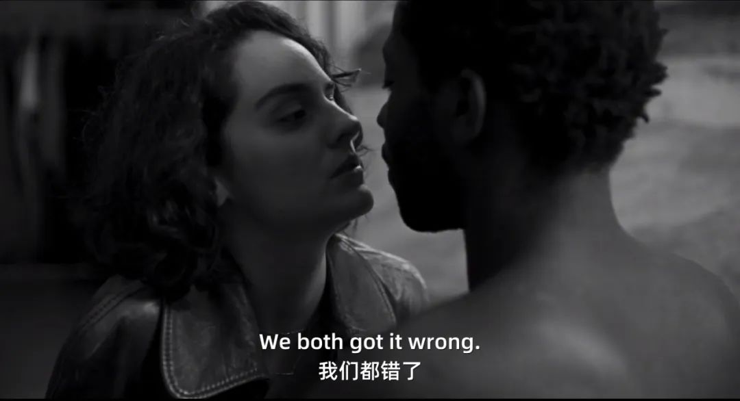 她刚出道，就刷新了华人女星尺度