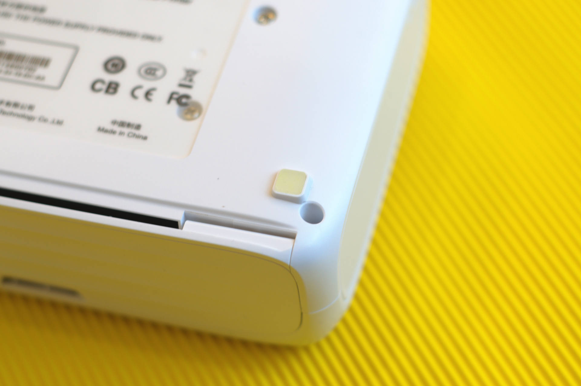 打印机也开始内卷，汉印CP4000L让你随时随地打印出高质量彩照