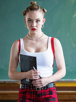 好莱坞美少女爆红！金发碧眼身材火辣，却被骂丑直播爆哭？