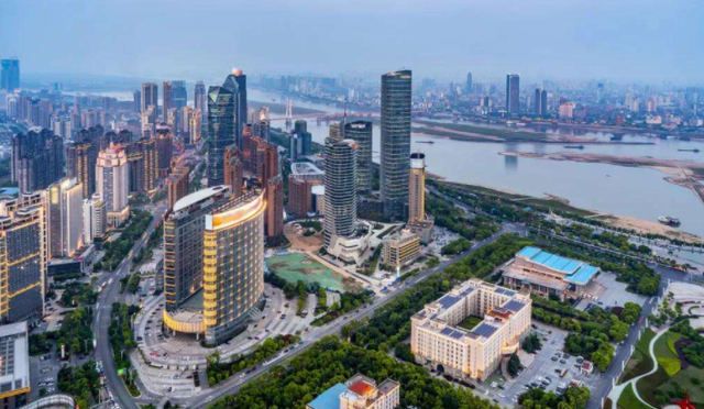 2022江西高校排名出炉，南昌大学“独占一档”，江西理工有些遗憾