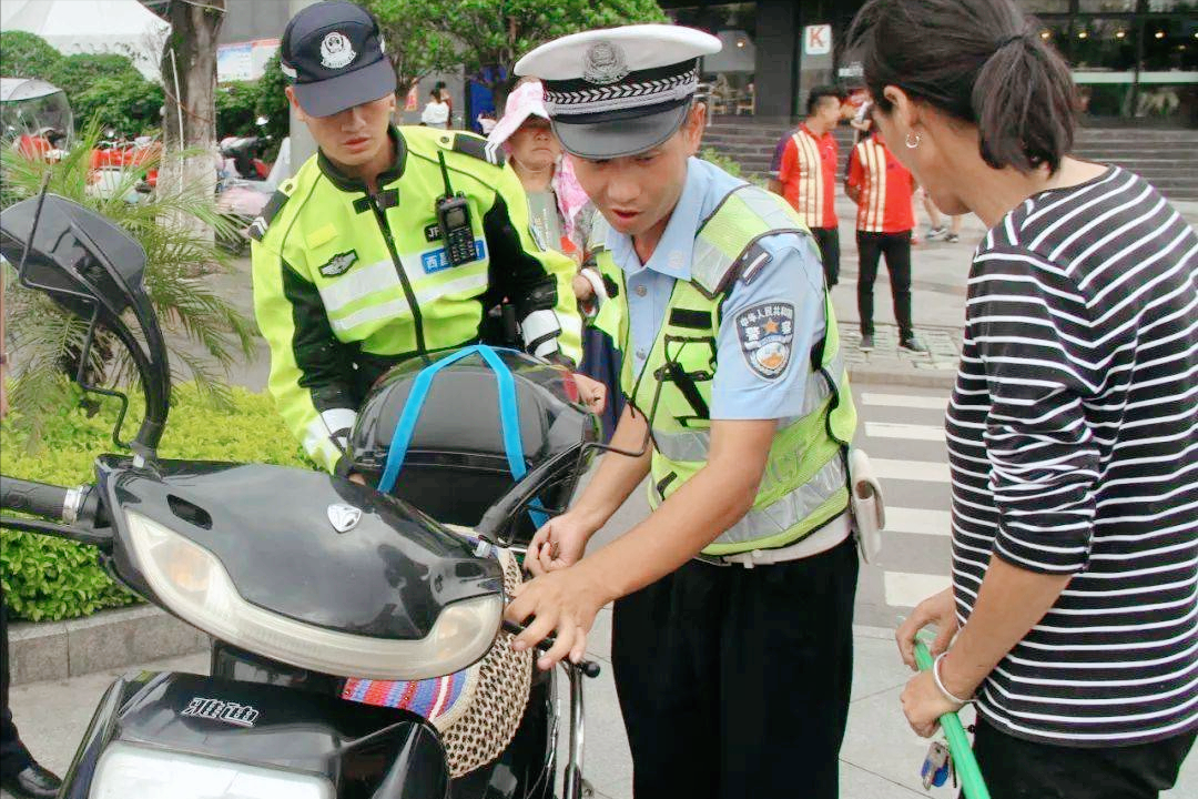 驾驶证c1能开什么车（明确）