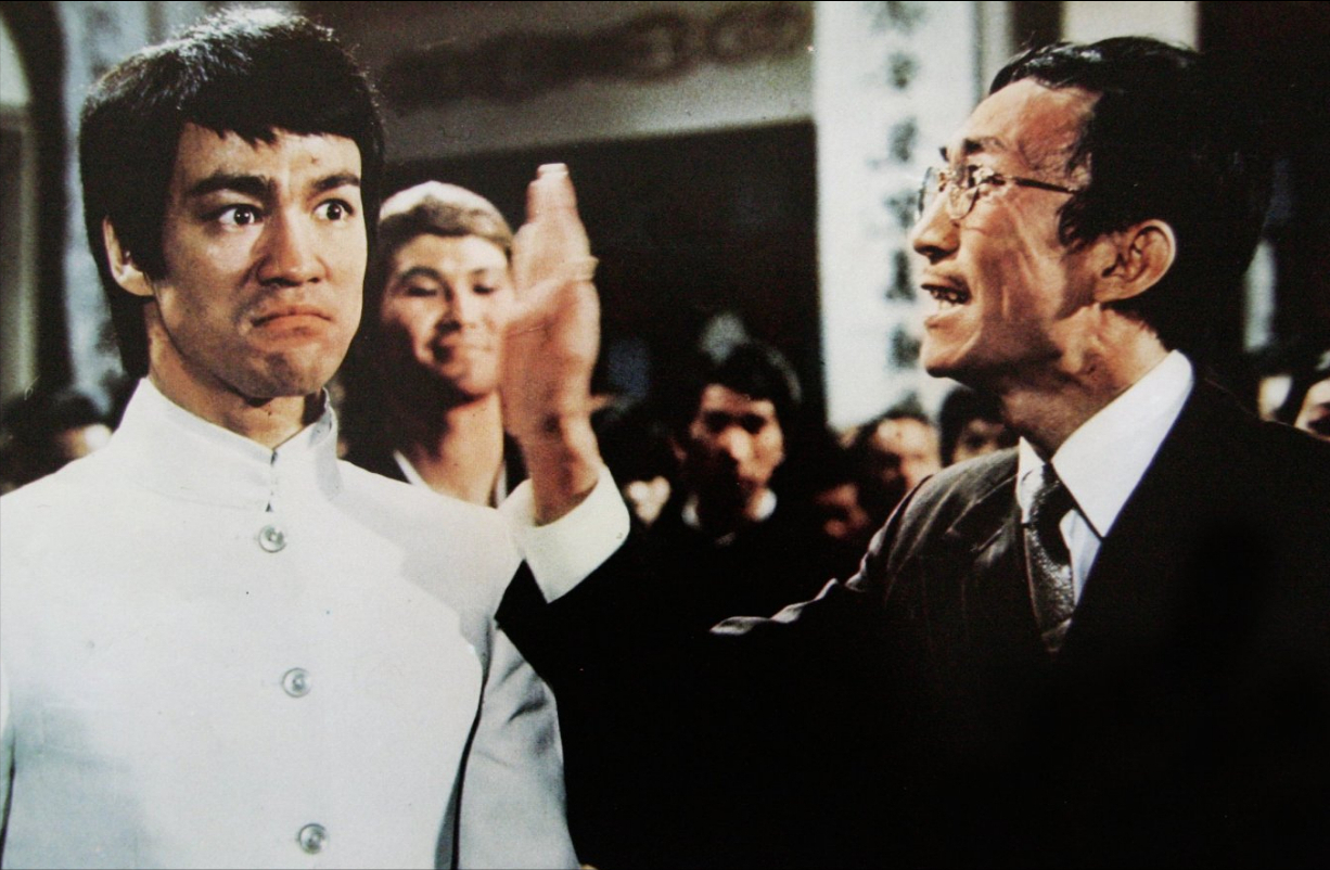 成龙都喊他一声师父？中国第一武指袁和平，他是如何惊艳好莱坞的