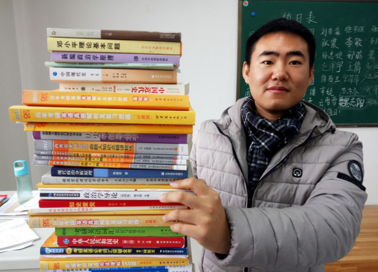 “考研400分”和“高考上985”，哪个学生更厉害？答案显而易见