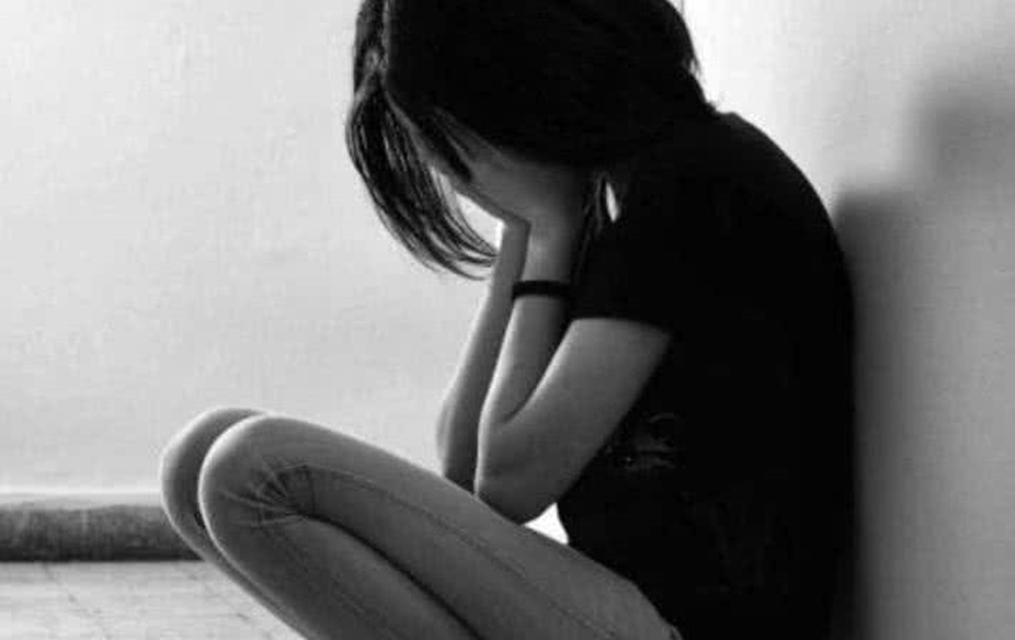 湖北14岁女孩遭学长侵犯后,绝望自杀,遗书称被威胁还要随叫随到