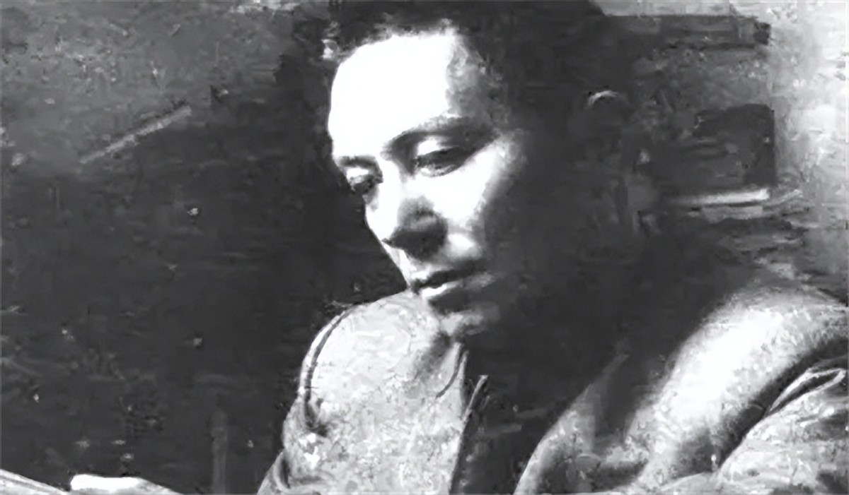 女儿刚刚夭折，丈夫就迷上貌美校花，妻子成全，他却牵挂妻子一生