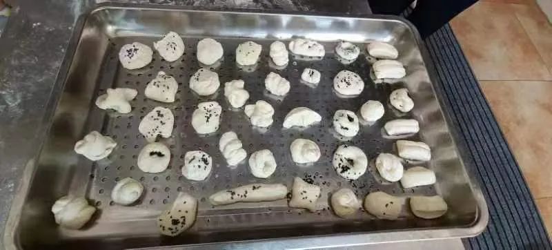 争做小小劳动者｜实验小学外国语学校坚持开展丰富的劳动教育课程