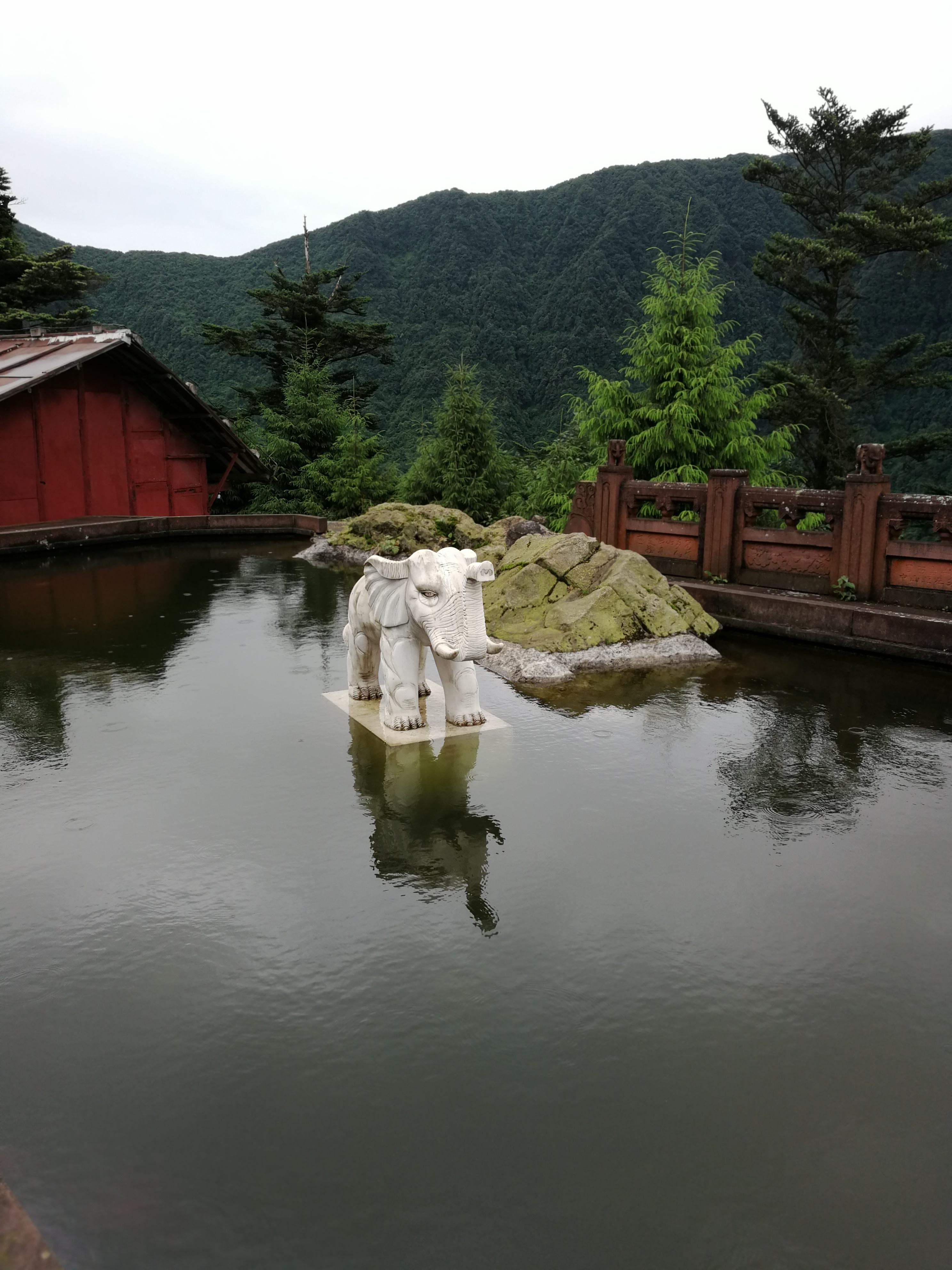 峨眉山旅游景点——游遍中国
