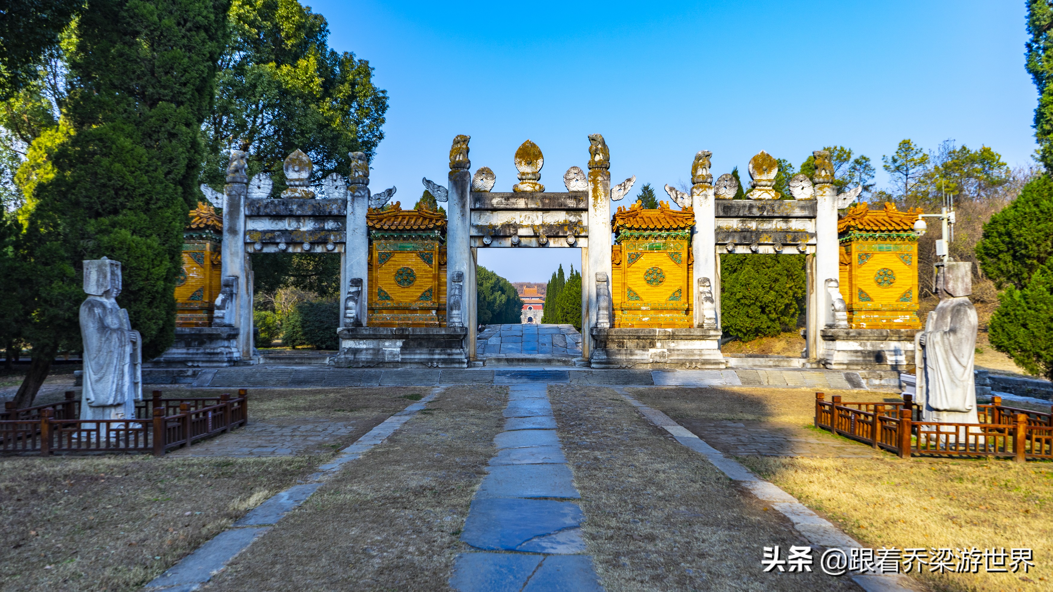 明显陵简介(明显陵，生前为王，死后为帝，中南六省唯一，明朝最大的皇陵)