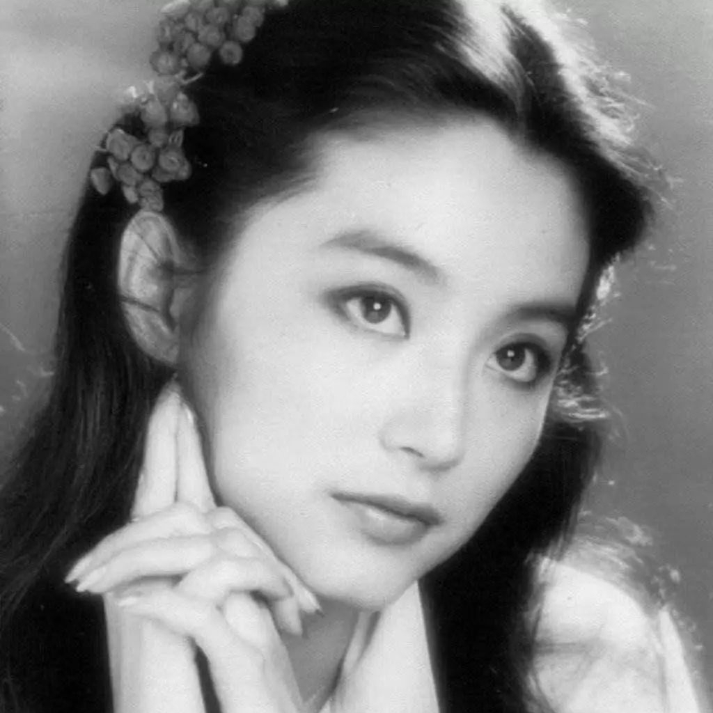 邵乔茵年轻时候的照片（千金小姐下嫁秦汉，单身数年活成女王）-第43张图片
