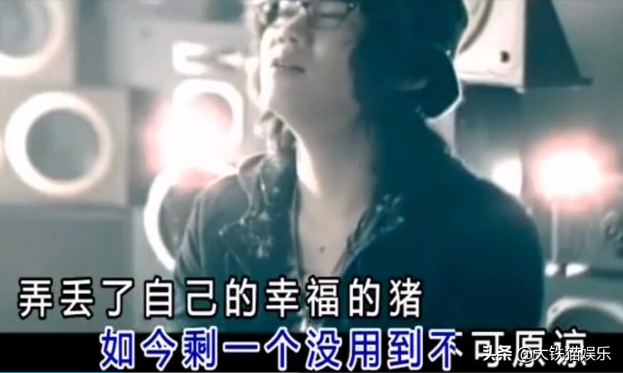 00年代十大当红网络歌手现状：郑源当教授，冷漠在带货，六哲打PK