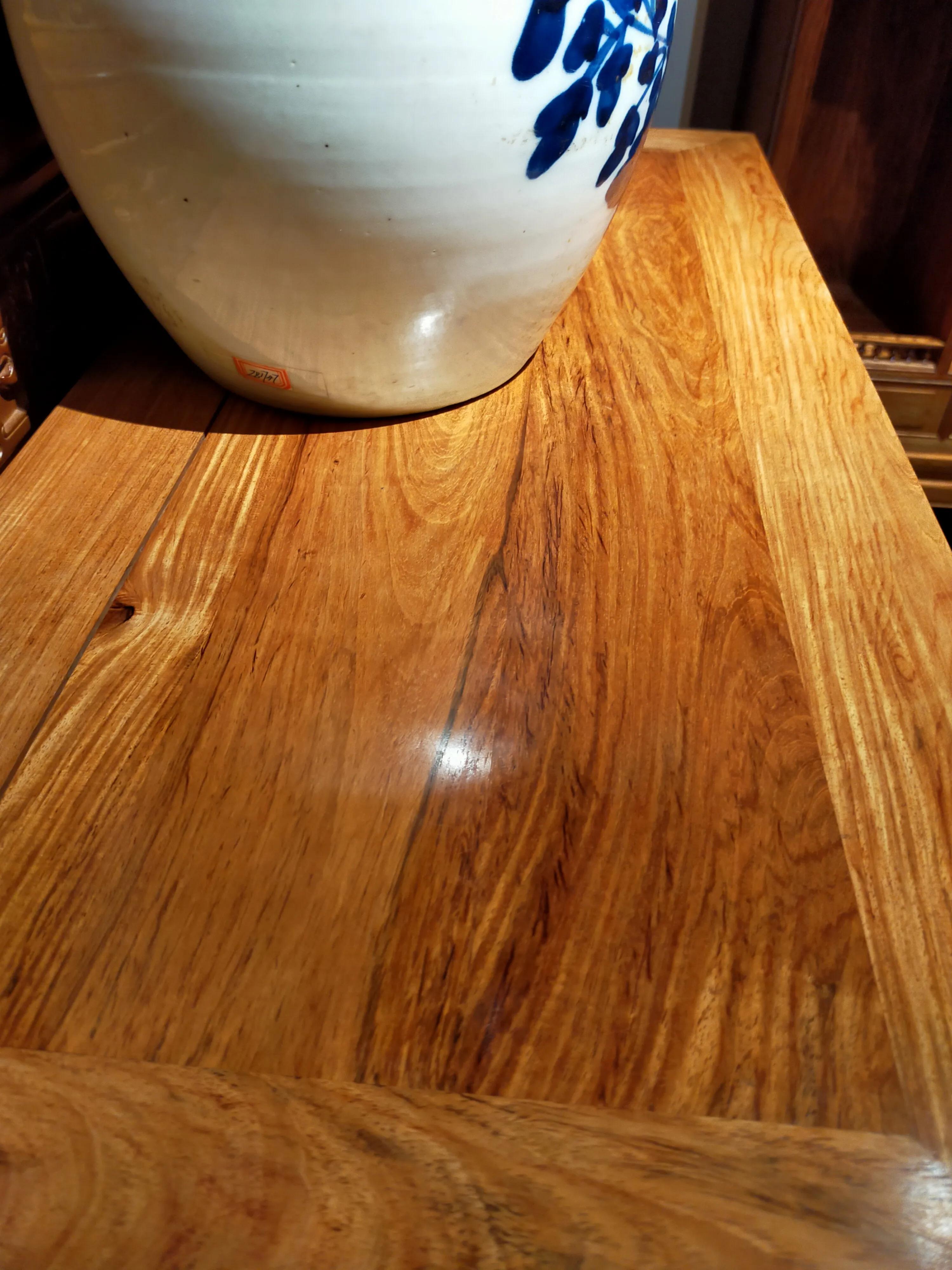 花梨木图片(黄花梨与海南黄花梨花纹图谱) - 赤虎壹号