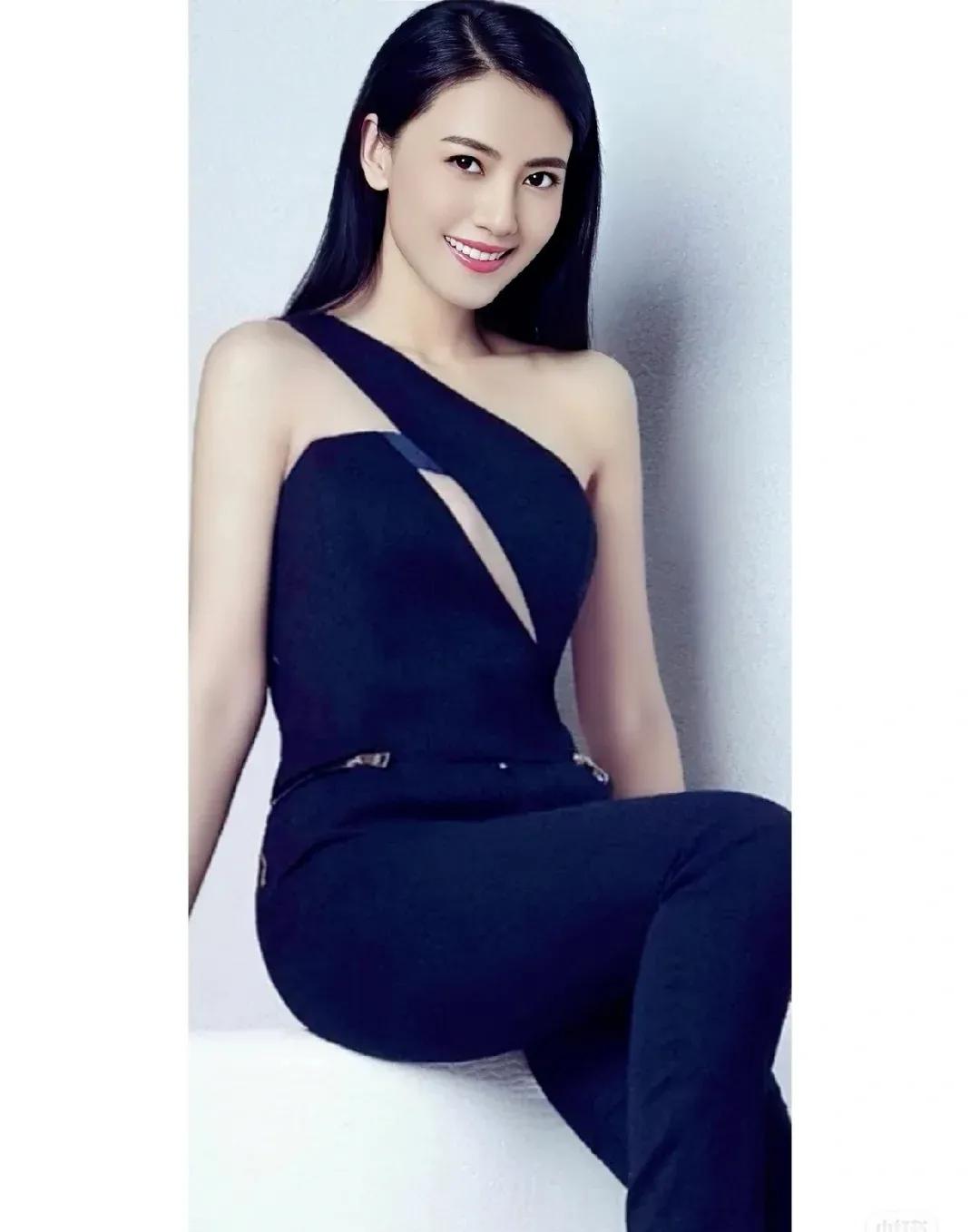 国民气质美女高圆圆