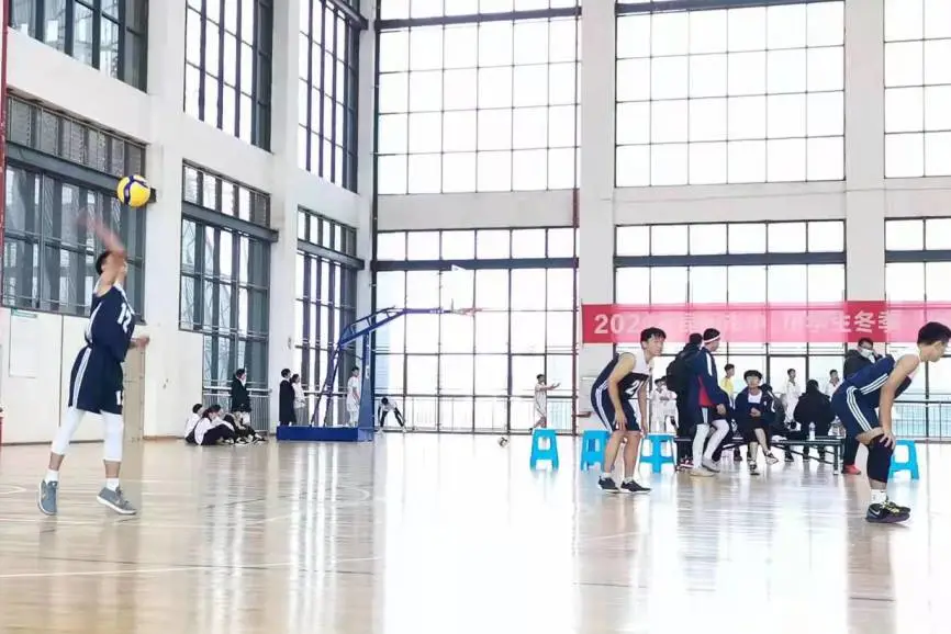 喜报丨云南农大附中排球队,昆明市第二名