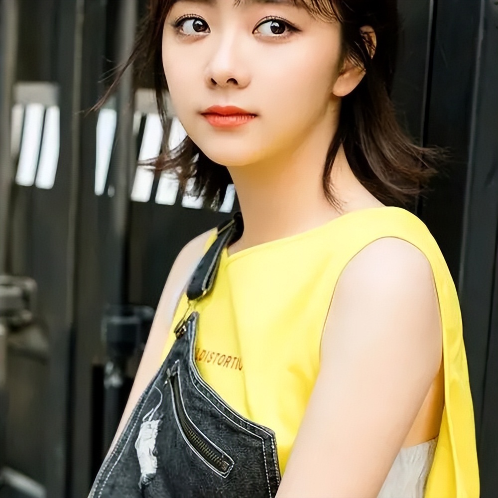 “氧气少女”谭松韵，清纯甜美温柔可人