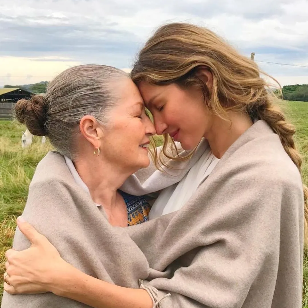 被“贴标签”也没改变她的想法，Adele这些年到底在坚持什么？