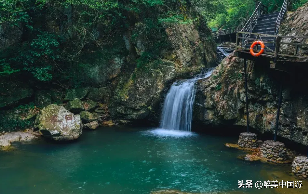 九华山到底值得一去吗？自然景观不输黄山，攻略详解