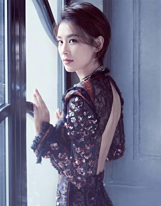 黄圣依，30张精美的照片