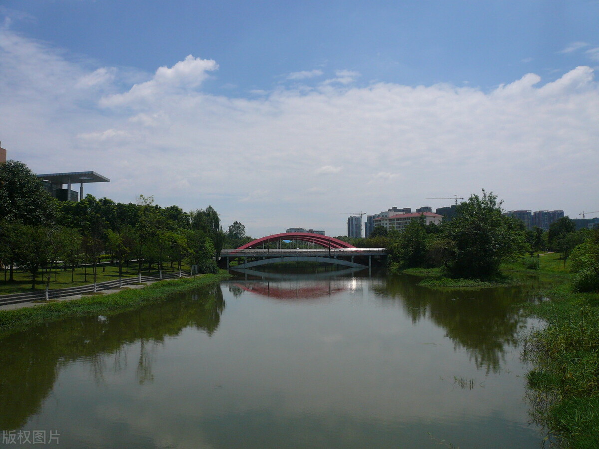 西南交通大学美术类招生，2022分省计划变化大，在渝新增绘画专业